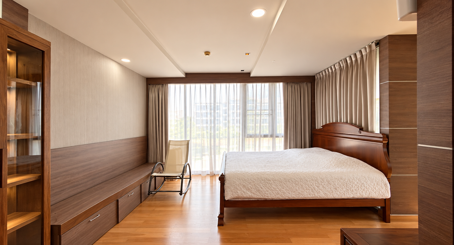 À vendre 3 chambres condo à Watthana, Bangkok