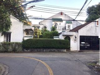 For sale 6 bedrooms house in Bang Phlat, Bangkok