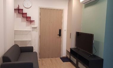 À louer studio condo à Bang Rak, Bangkok