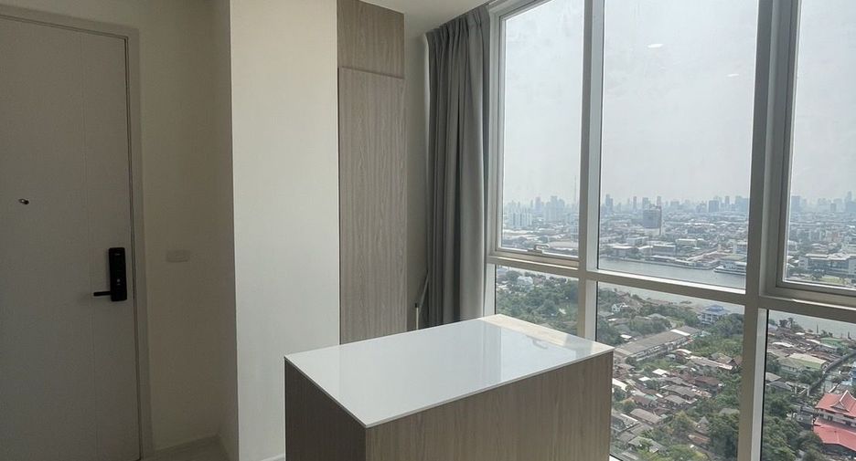 出售 2 卧室 公寓 在 Bang Phlat, 曼谷