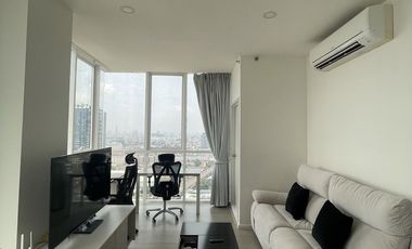 À vendre 2 chambres condo à Bang Phlat, Bangkok