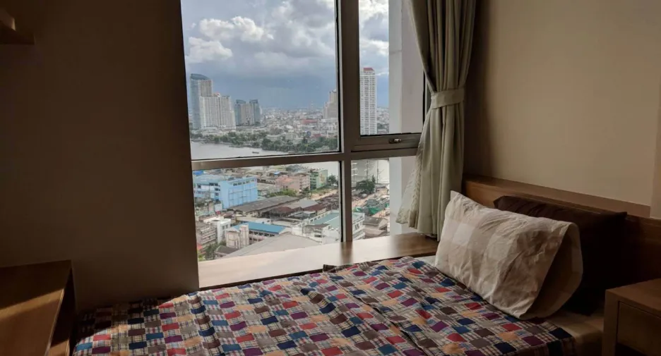 For sale 2 bedrooms condo in Sathon, Bangkok