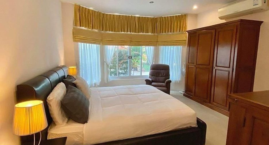 For rent 3 bedrooms villa in Mueang Phuket, Phuket