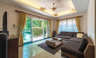 For rent 3 bedrooms villa in Mueang Phuket, Phuket