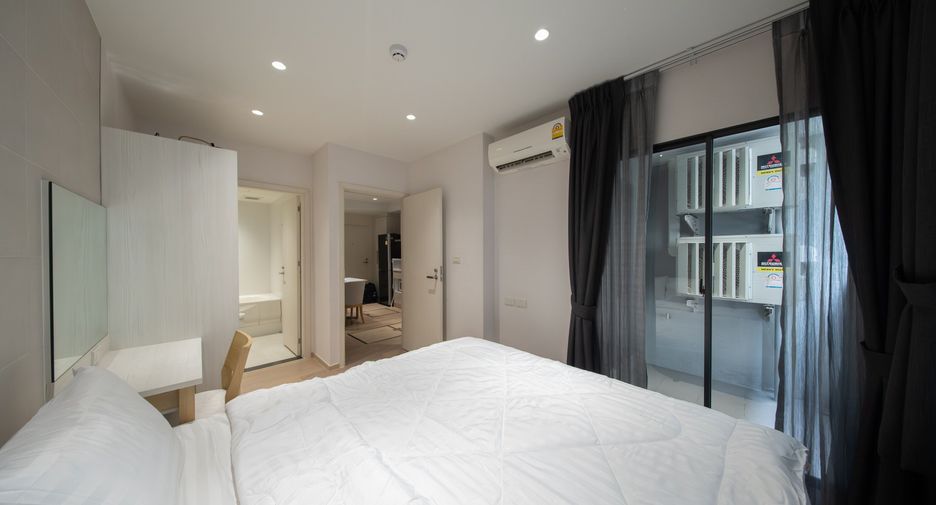 For sale 1 bed condo in Watthana, Bangkok