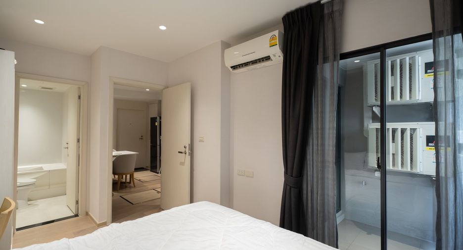 For sale 1 bed condo in Watthana, Bangkok