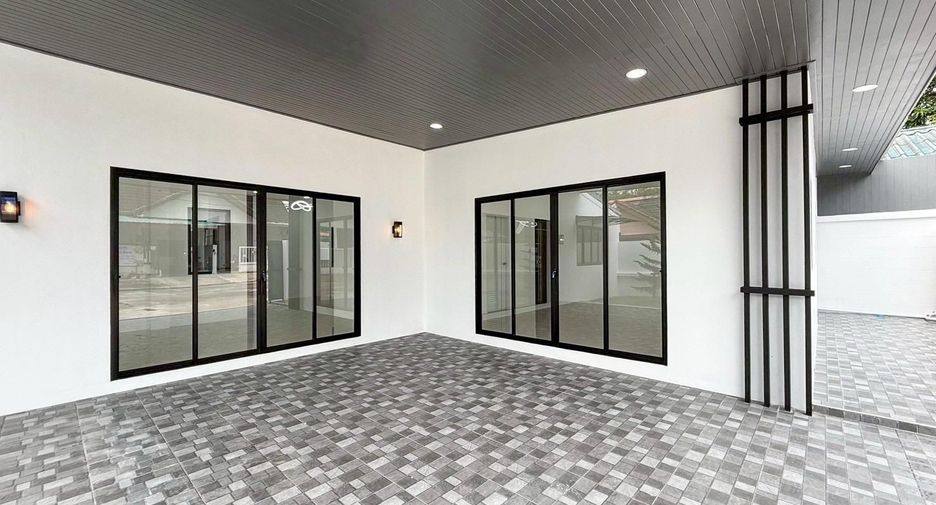 For sale 3 bedrooms house in Mueang Phuket, Phuket