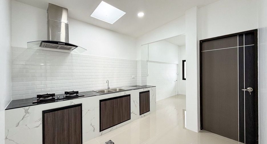 For sale 3 bedrooms house in Mueang Phuket, Phuket