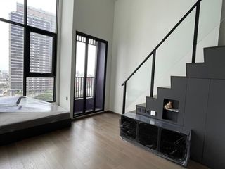Wohnung zum Kauf mit 1 Zimmer in Bang Rak, Bangkok