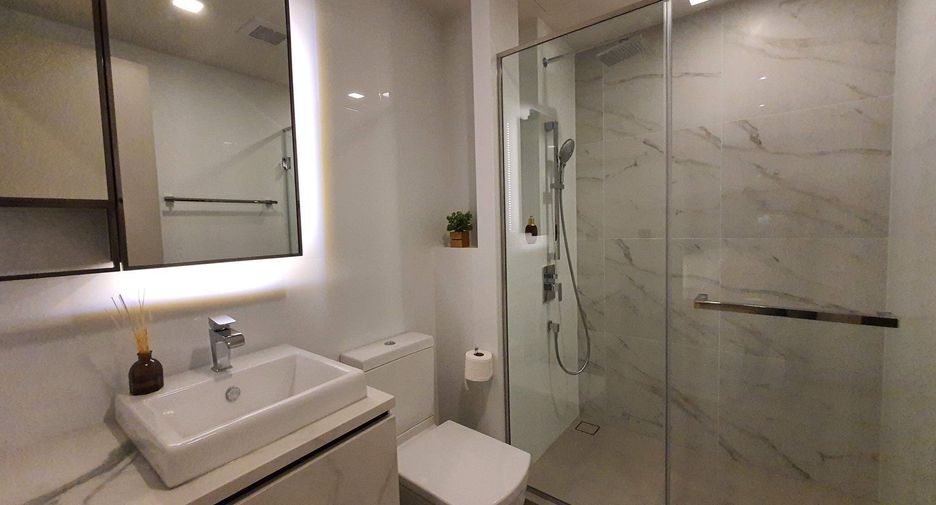 For sale and for rent 1 bed condo in Phra Khanong, Bangkok