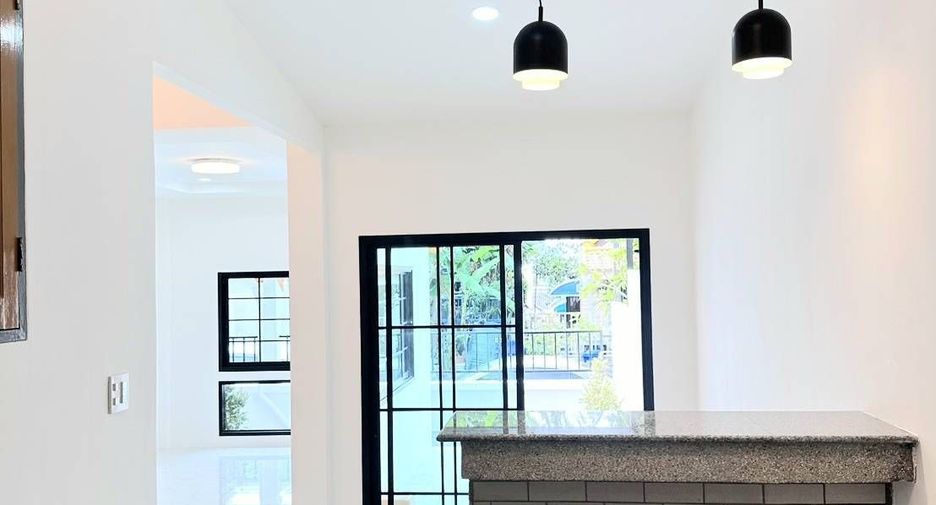 For sale 3 bedrooms townhouse in Mueang Phuket, Phuket