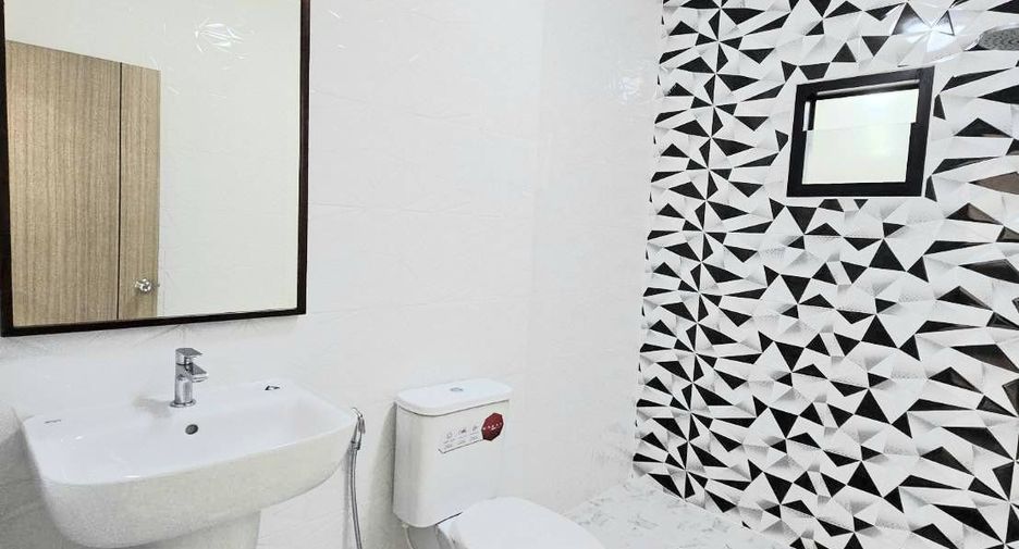 For sale 3 bedrooms townhouse in Mueang Phuket, Phuket