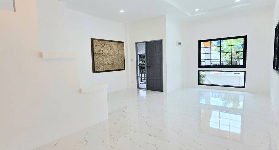 For sale 3 bedrooms townhouse in Mueang Phuket, Phuket