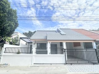 出售 3 卧室 联排别墅 在 Phuket Town, 普吉