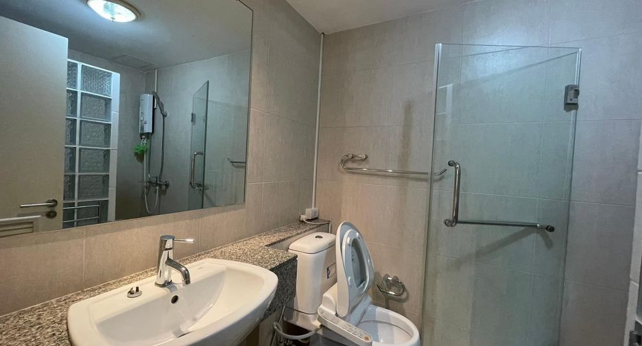Condo en venta y en alquiler de 1 habitaciones en Watthana, Bangkok