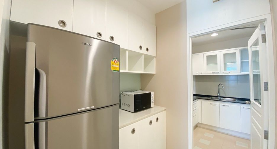 Wohnung zur Miete mit 2 Zimmer in Pathum Wan, Bangkok