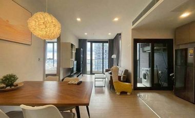 Condo en alquiler de 2 habitaciones en Huai Khwang, Bangkok