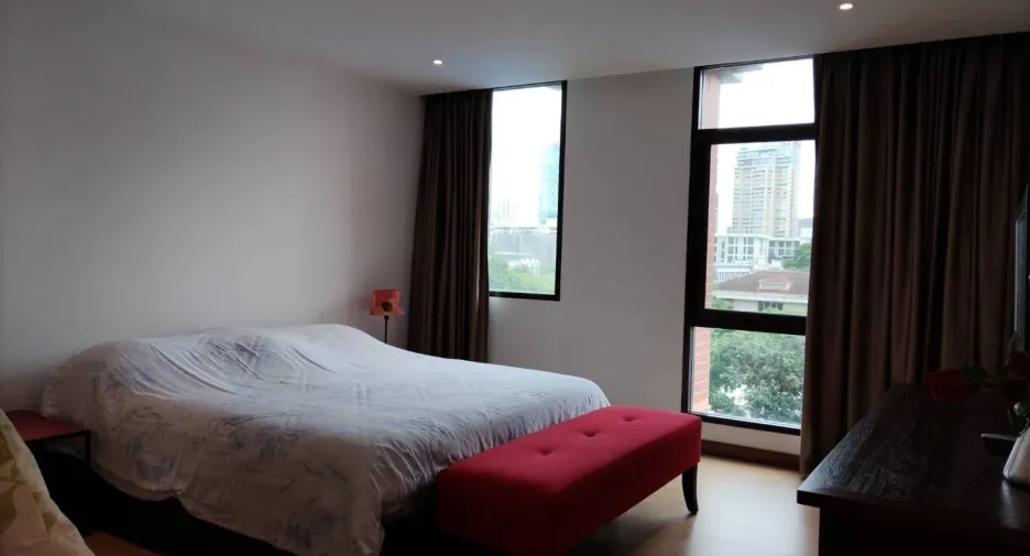 For sale 2 bedrooms condo in Watthana, Bangkok