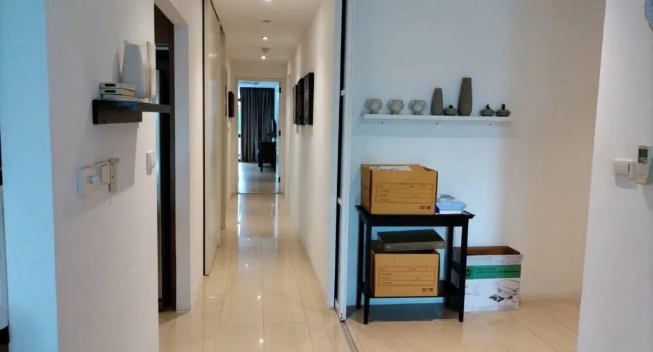 For sale 2 bedrooms condo in Watthana, Bangkok