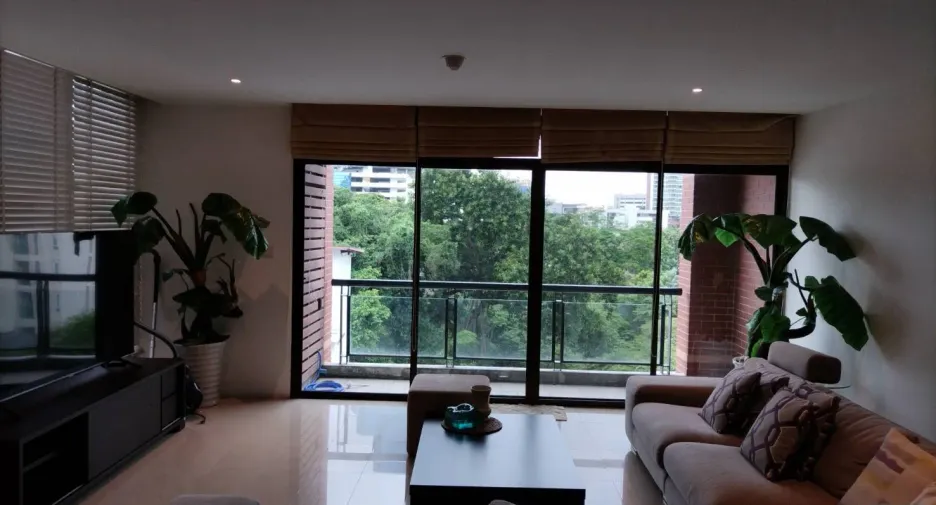 For sale 2 bedrooms condo in Watthana, Bangkok
