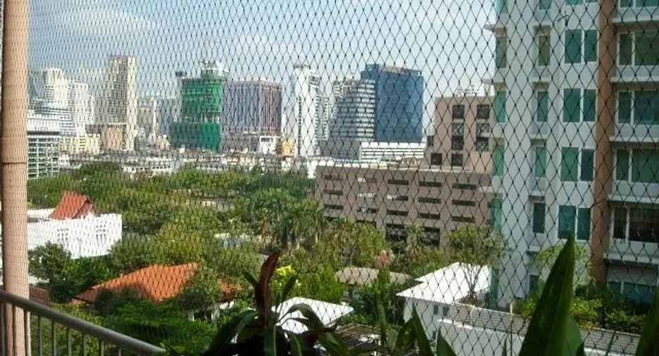 À louer 3 chambres condo à Khlong Toei, Bangkok
