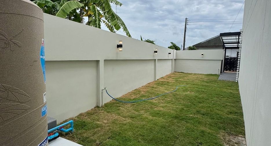 For sale 4 bedrooms house in Mueang Phuket, Phuket