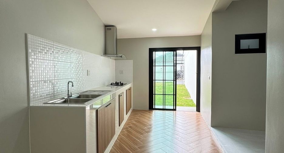 For sale 4 bedrooms house in Mueang Phuket, Phuket