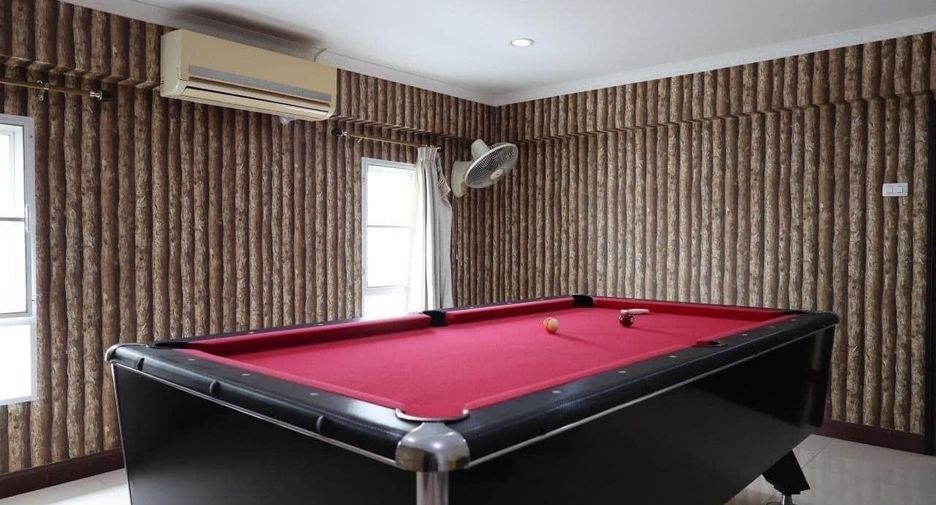 For sale 5 ベッドルーム townhouse in Phasi Charoen, Bangkok