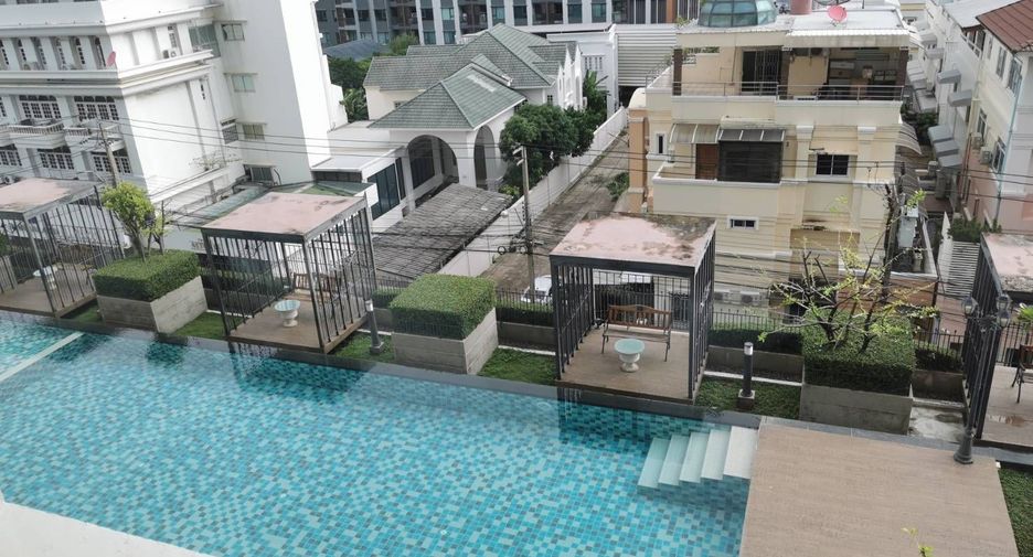 For sale 1 bed condo in Bang Phlat, Bangkok