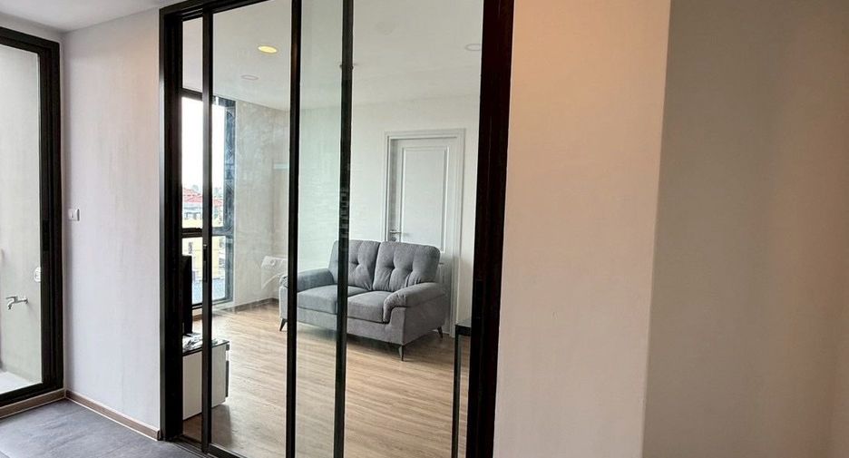 For rent 2 bedrooms condo in Bang Kapi, Bangkok