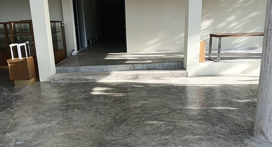 For sale 10 bedrooms retail Space in Prawet, Bangkok