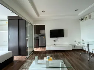 For sale 1 bed condo in Khan Na Yao, Bangkok