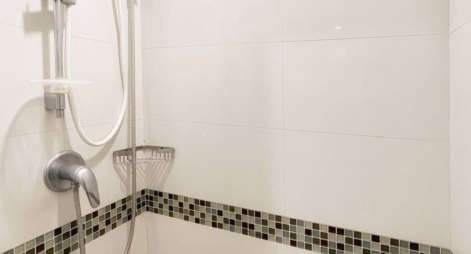For rent and for sale 2 bedrooms condo in Yan Nawa, Bangkok