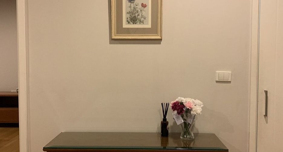 For rent 1 bed condo in Khlong San, Bangkok