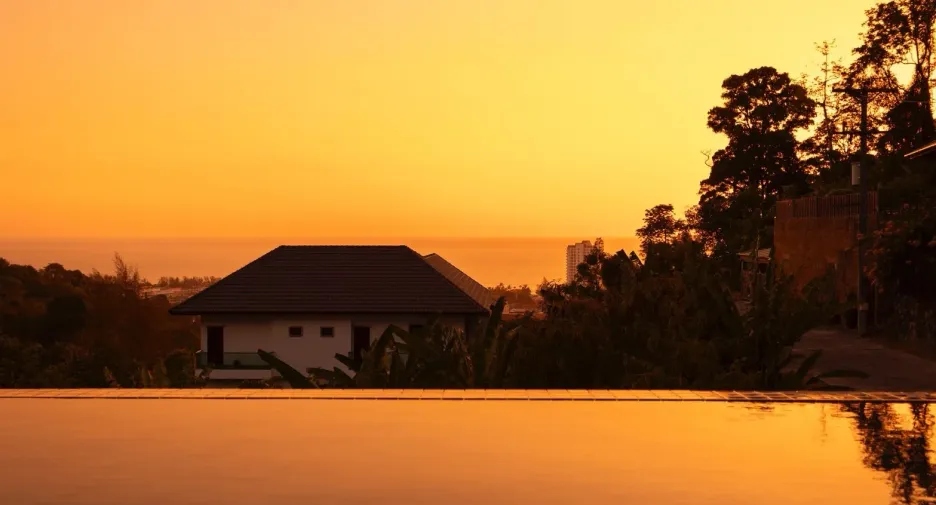 For rent 4 bedrooms villa in Mueang Phuket, Phuket