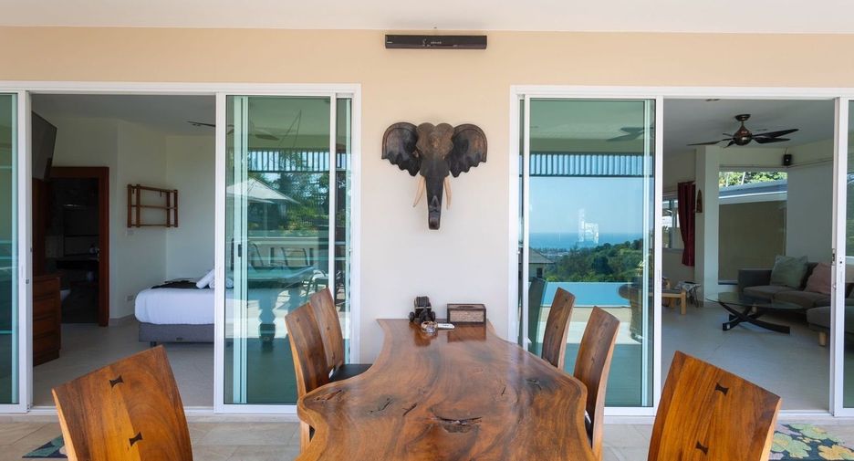 For rent 4 bedrooms villa in Mueang Phuket, Phuket