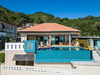 For rent 4 bedrooms villa in Mueang Phuket, Phuket