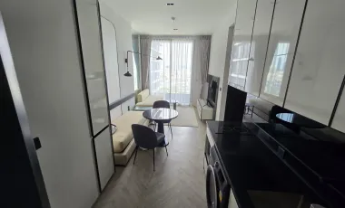 Condo en alquiler de 2 habitaciones en Khlong San, Bangkok