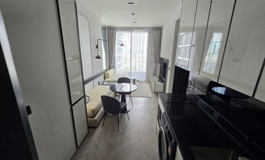For rent 2 bedrooms condo in Khlong San, Bangkok