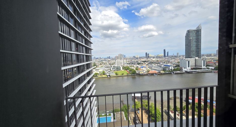 Condo en alquiler de 2 habitaciones en Khlong San, Bangkok