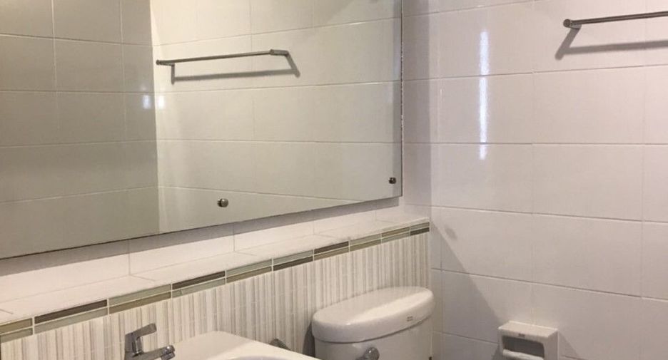 For sale and for rent 2 bedrooms townhouse in Bang Phli, Samut Prakan