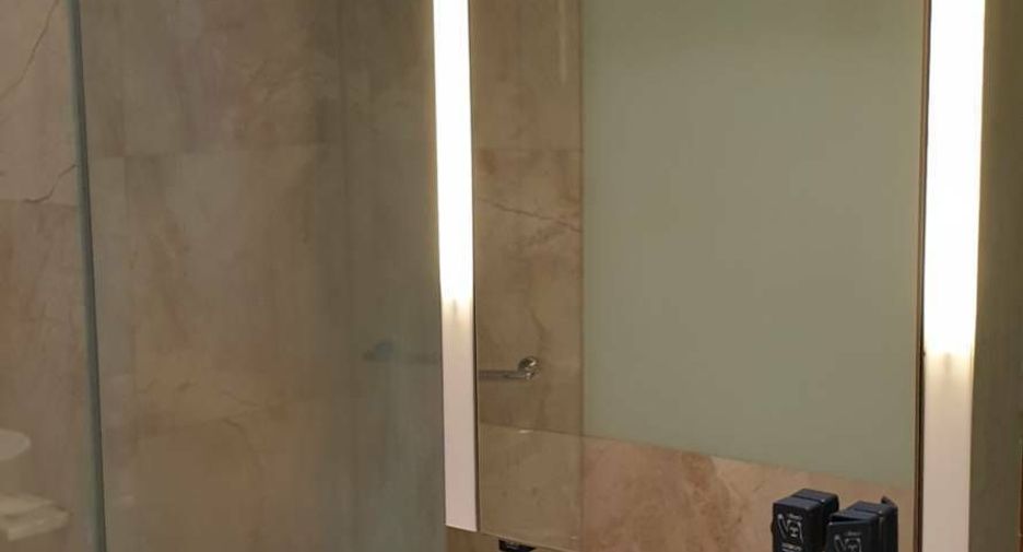 For rent 2 bedrooms condo in Sathon, Bangkok