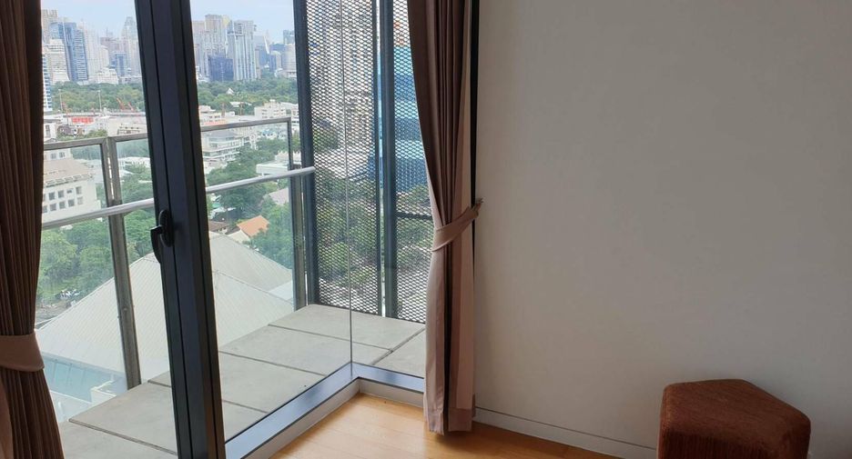 For rent 2 bedrooms condo in Sathon, Bangkok