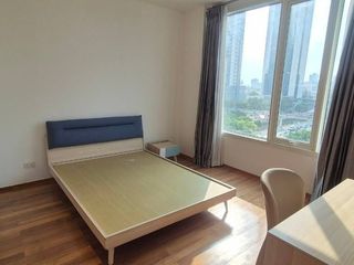 For rent 3 bedrooms condo in Sathon, Bangkok