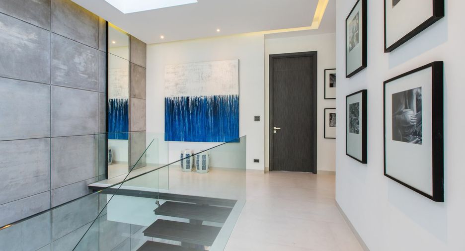 For sale 5 bedrooms villa in Mueang Phuket, Phuket
