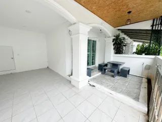 For rent 3 bedrooms townhouse in Mueang Phuket, Phuket