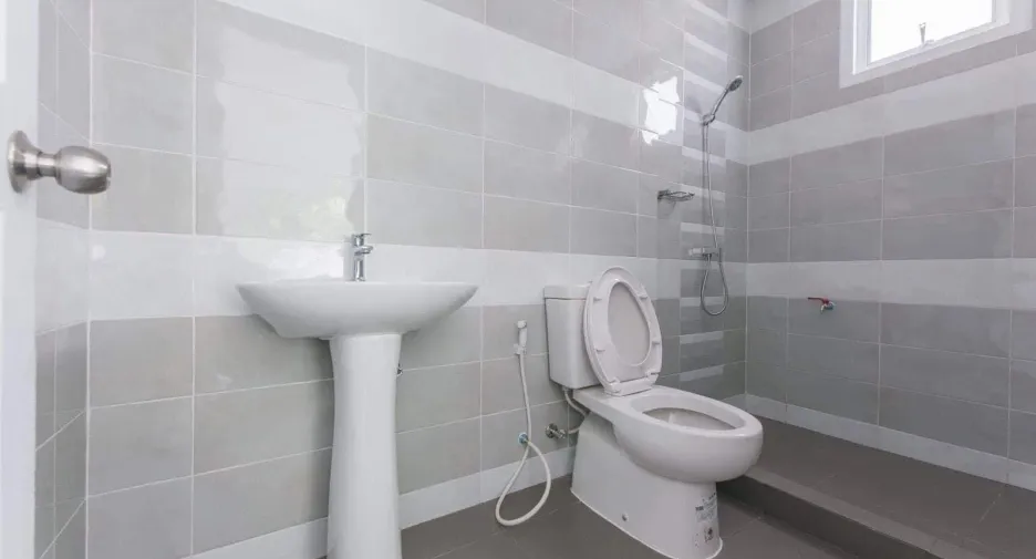 For rent 3 bedrooms townhouse in Mueang Phuket, Phuket