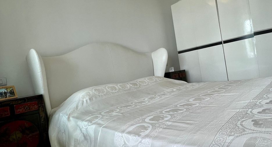 For sale 2 bedrooms condo in Mueang Phuket, Phuket