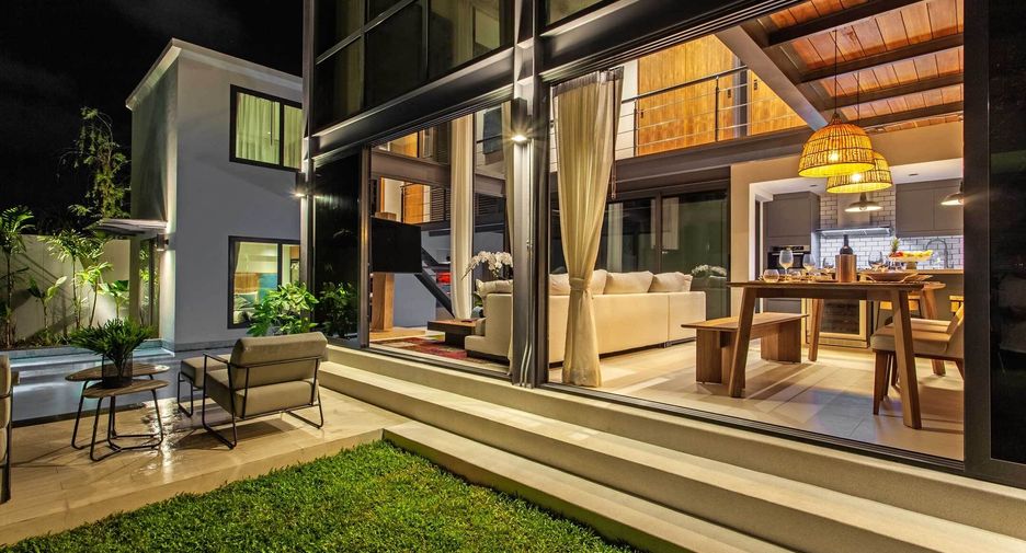 For sale 4 bedrooms villa in Thalang, Phuket