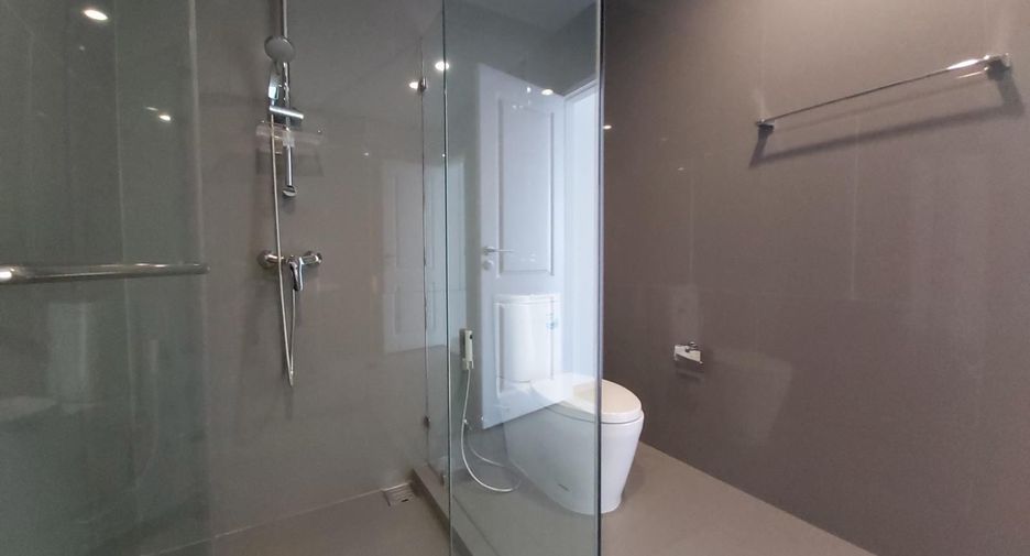 For rent 1 bed condo in Sathon, Bangkok